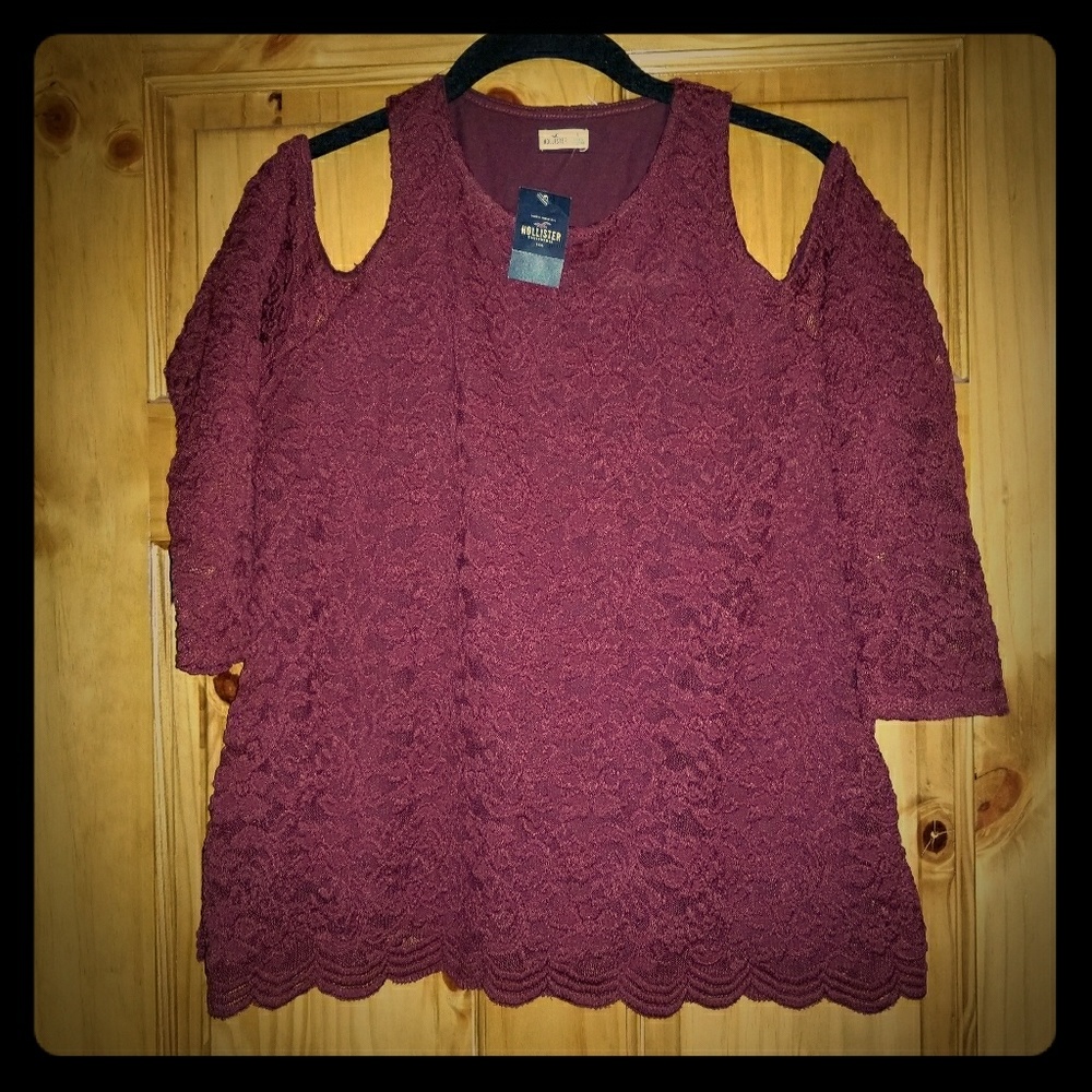Hollister New With Tags Size Large